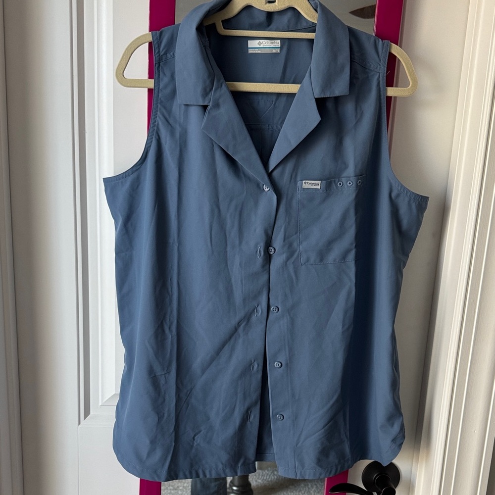 Columbia Women's Sleeveless Button Down Shirt - Slate Blue